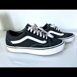 Vans Old Skool Shoes